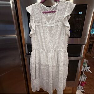Gibson Latimer Ivory Lace Dress‎